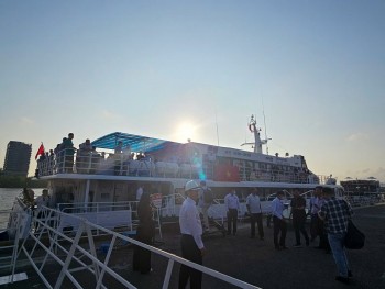 Cảng Sài Gòn Quận 4 (Cảng Bến Nhà Rồng) - Phú Quý Express